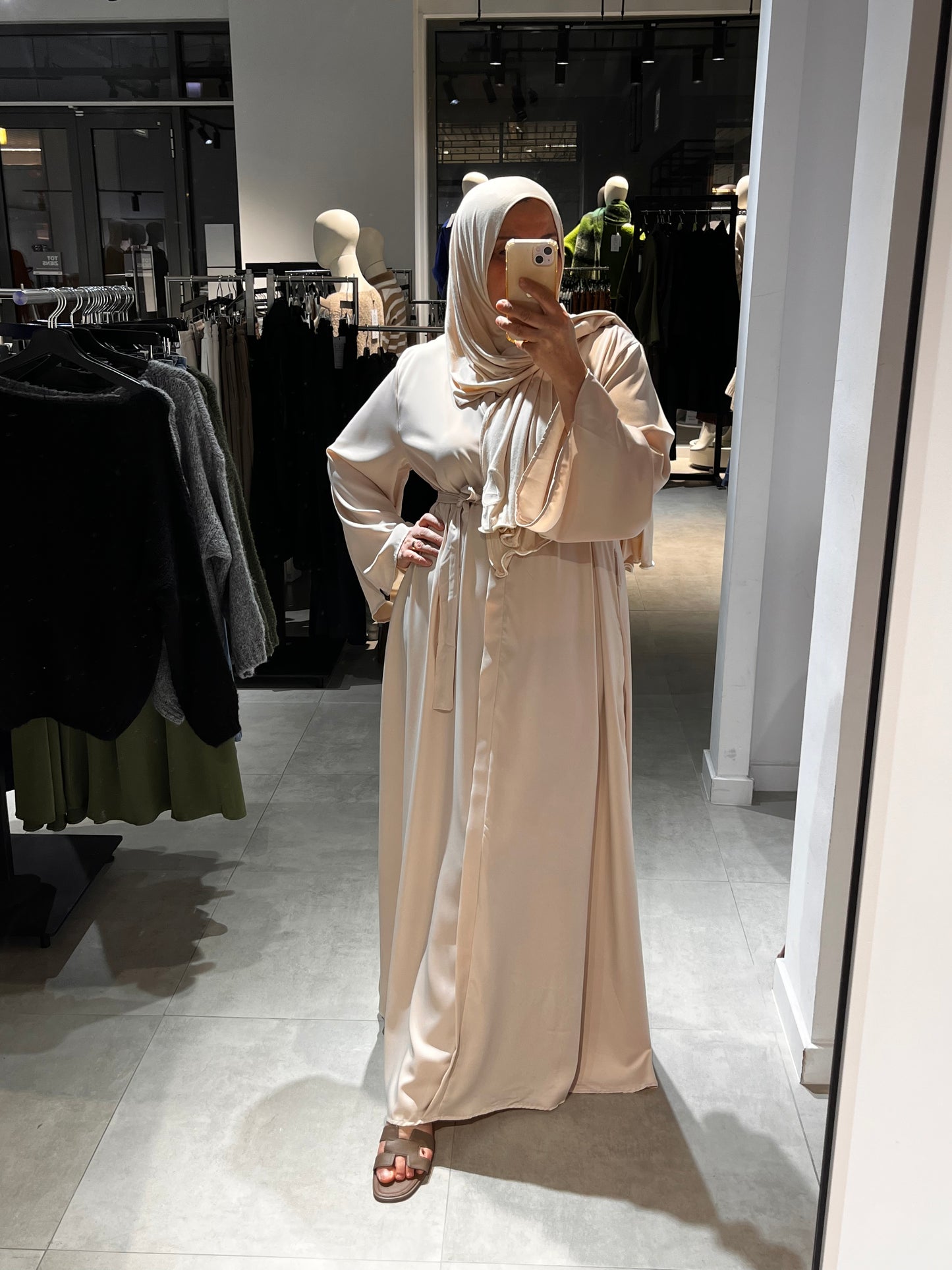 Abaya satin Nadia